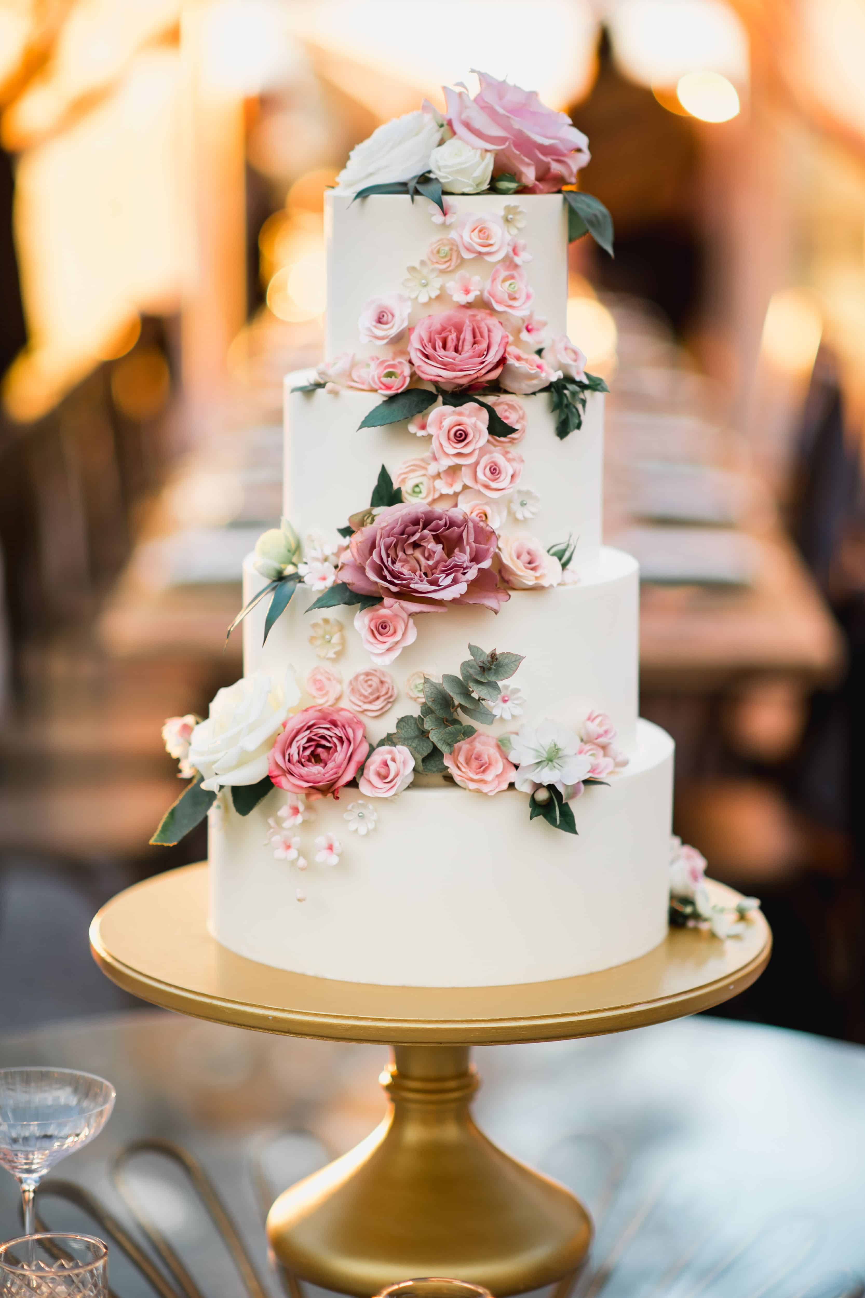 Wedding Cake Wednesday - Give Me Some Sugar (Flowers)